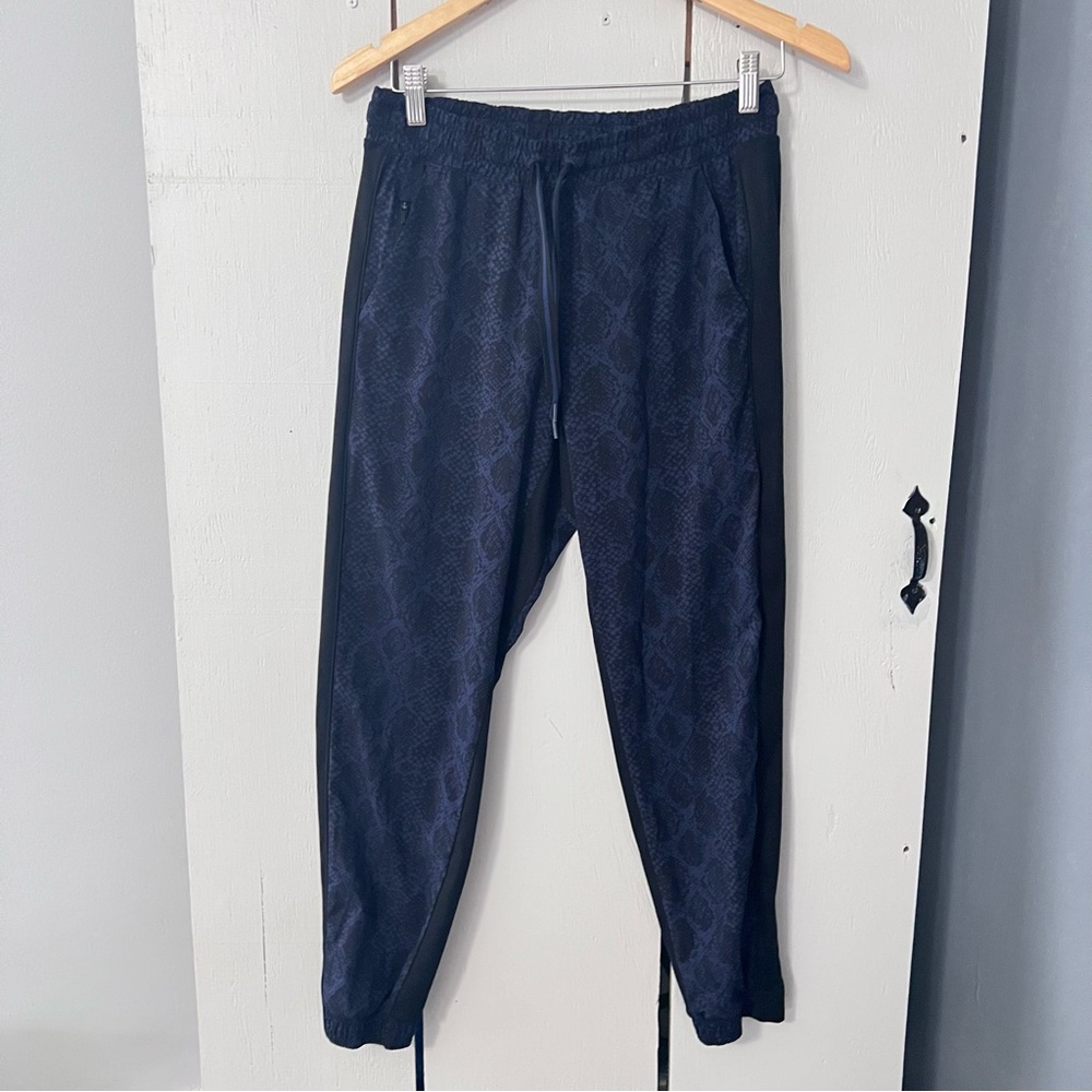 Athleta Brooklyn Blue Python Snake Print Joggers … - image 2